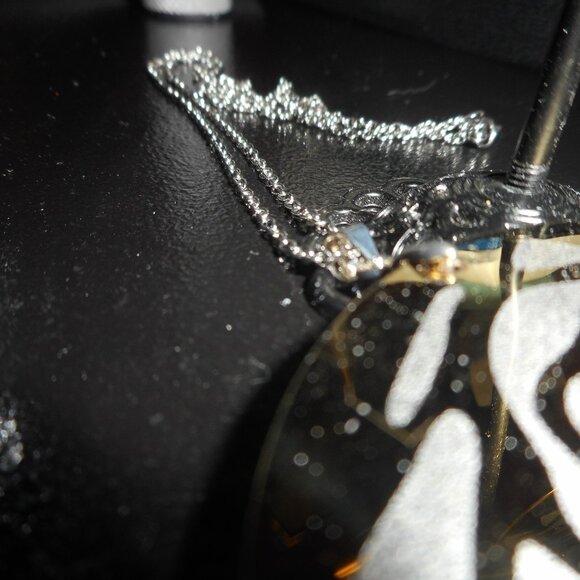 Golden Rose pattern necklace with earrings Jewelry Set - Picture 5 of 5